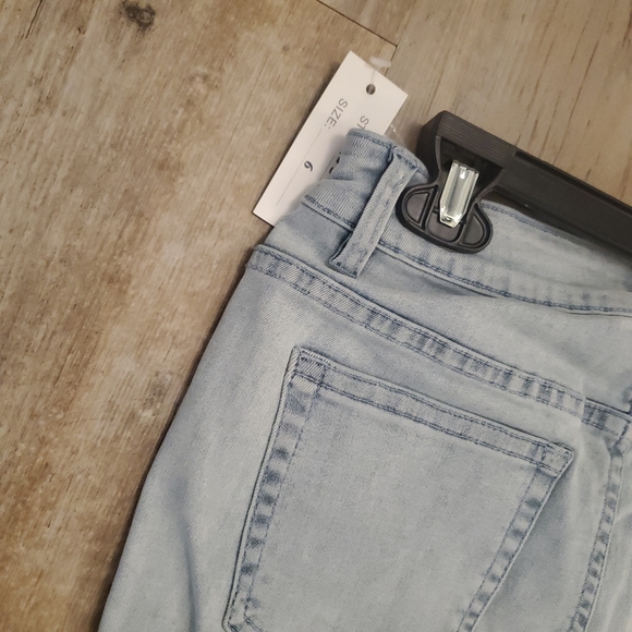 AZI Full Length Jeans with Fringe NWT - Picture 4 of 4